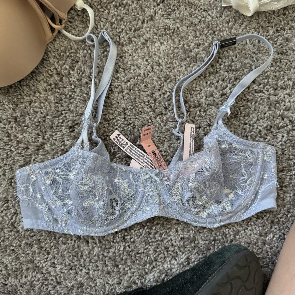 NWT VS underwire bra
